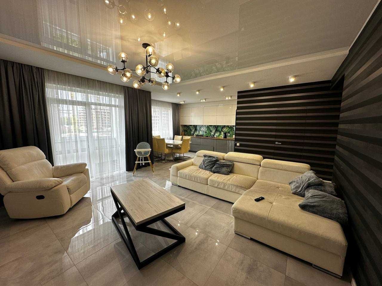 Spacious 2-Room Apartment with Garage on Trolleybus Street