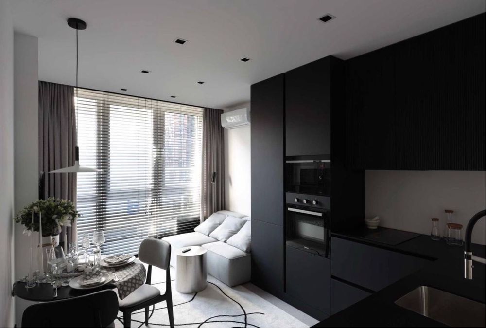 Designer One-Bedroom Apartment in Start Complex with Premium Renovation