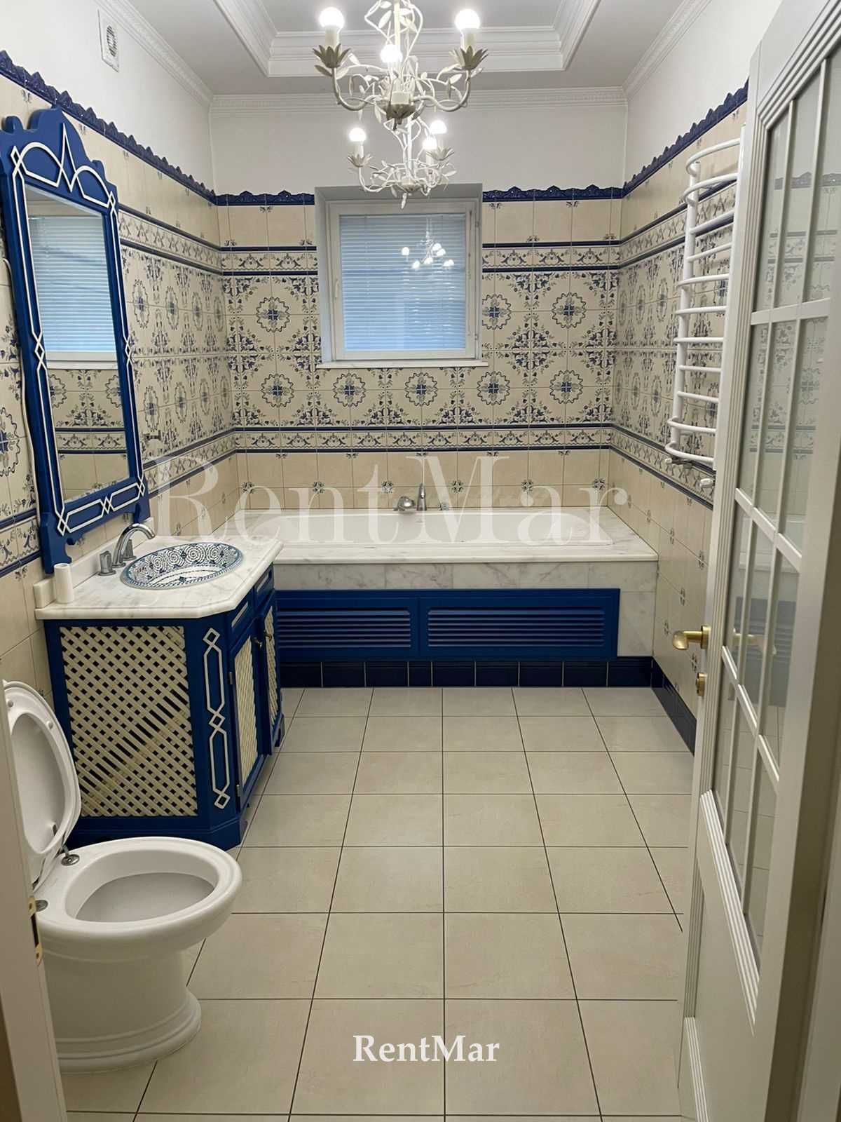 3-Room Apartment in Velmax Complex with Premium Renovation
