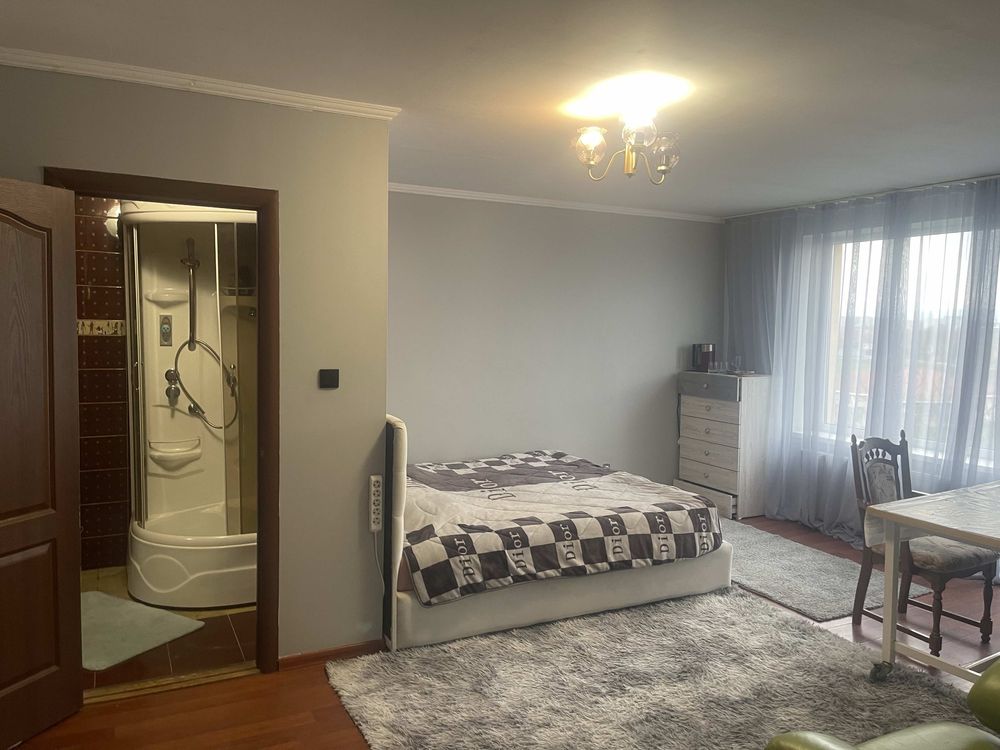1-Room Apartment with Utilities and Courtyard Near New District