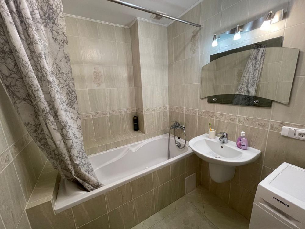 2-Room Spacious New Building in Dastor District with Parking