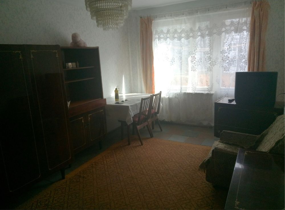 One-room apartment with central heating in a good living condition