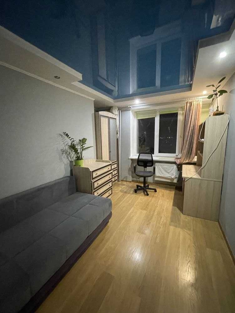 Bright 2-Room Apartment in Brick Building with City View