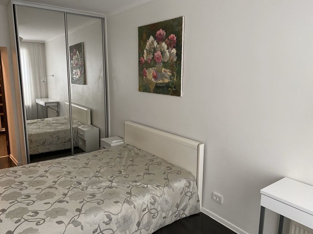 1-Bedroom Apartment near Stryi Park with Modern Studio Kitchen