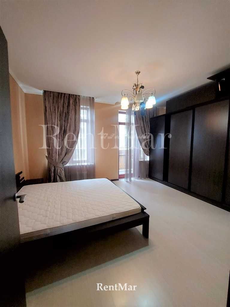 3-Bedroom Apartment on Greek Street, Sea and City View