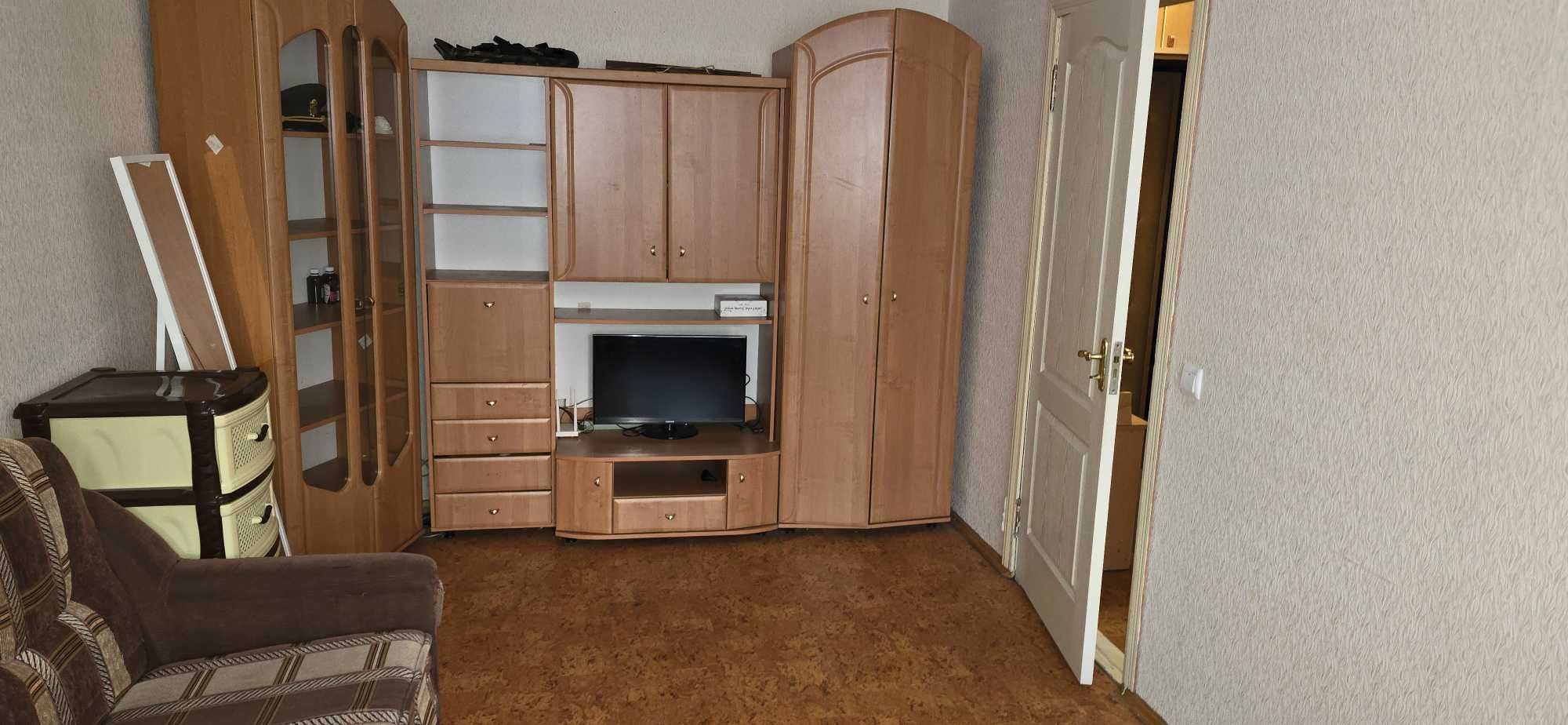 1-Bedroom Apartment Near Botanical Garden Metro