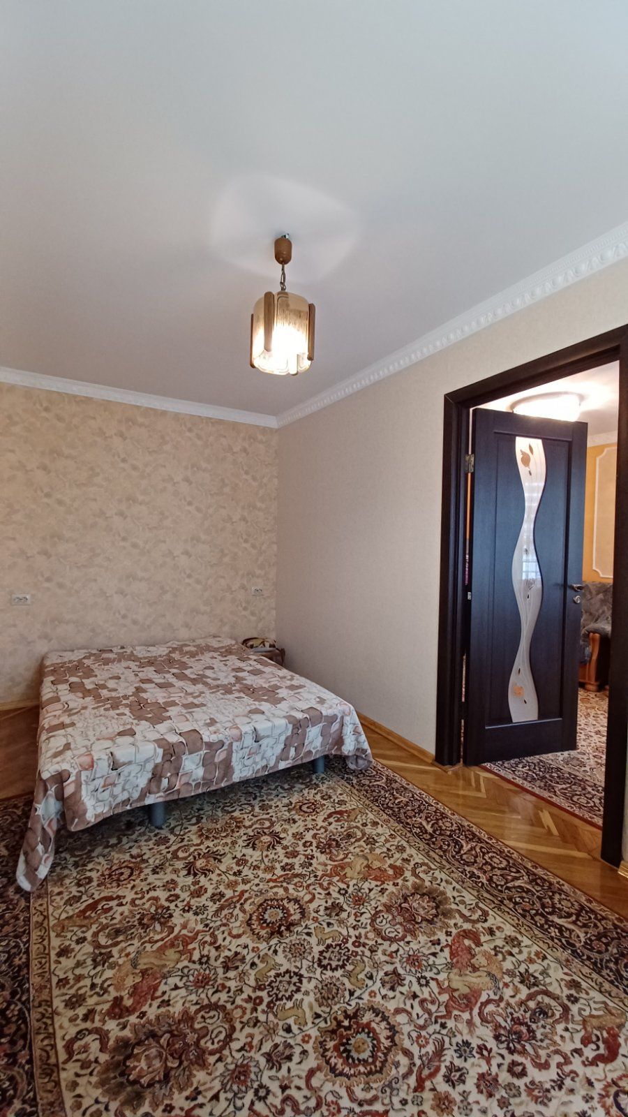 Spacious 3-Room Apartment on Halytska Street