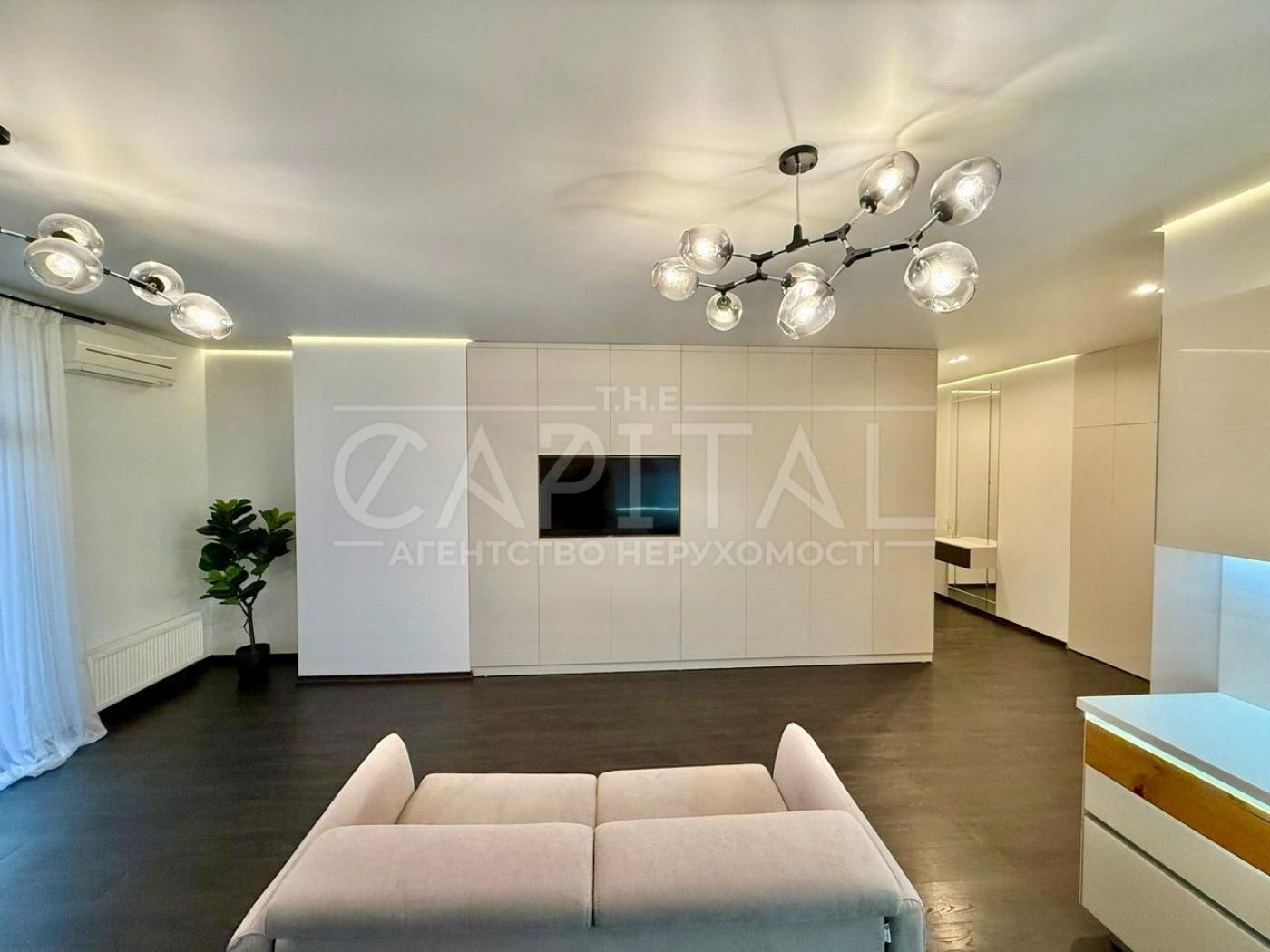 Premium 2-Bedroom Apartment in Turgenev Complex, Kyiv City Center