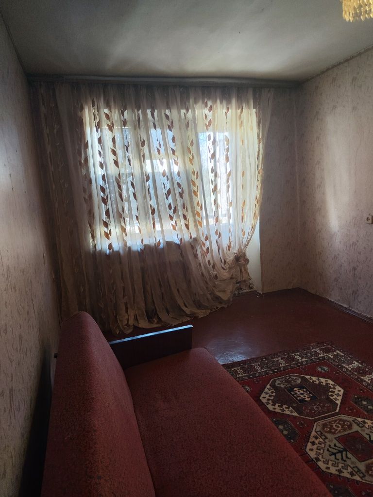 Apartment in Leski, Brick Building, Partially Furnished