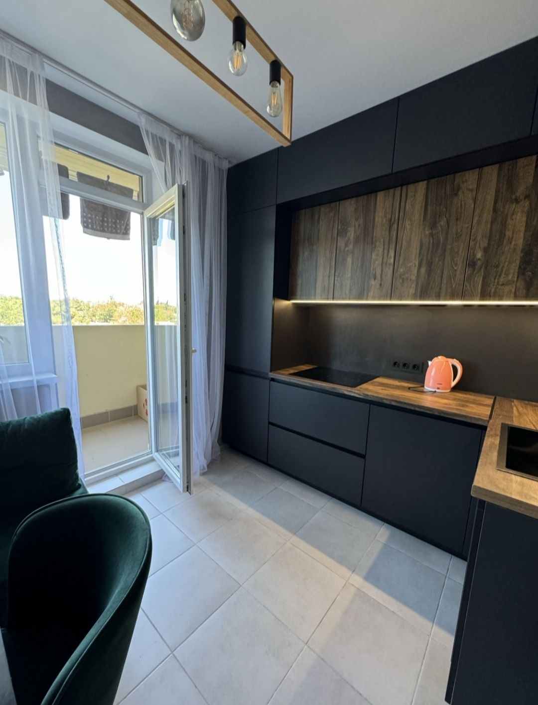 Stylish Apartment in Odessa Traditions Complex near City Center