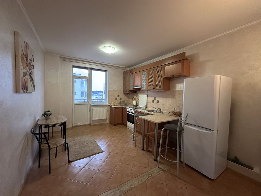 1-Bedroom Apartment on Kruhla Street, New Building, 9th Floor