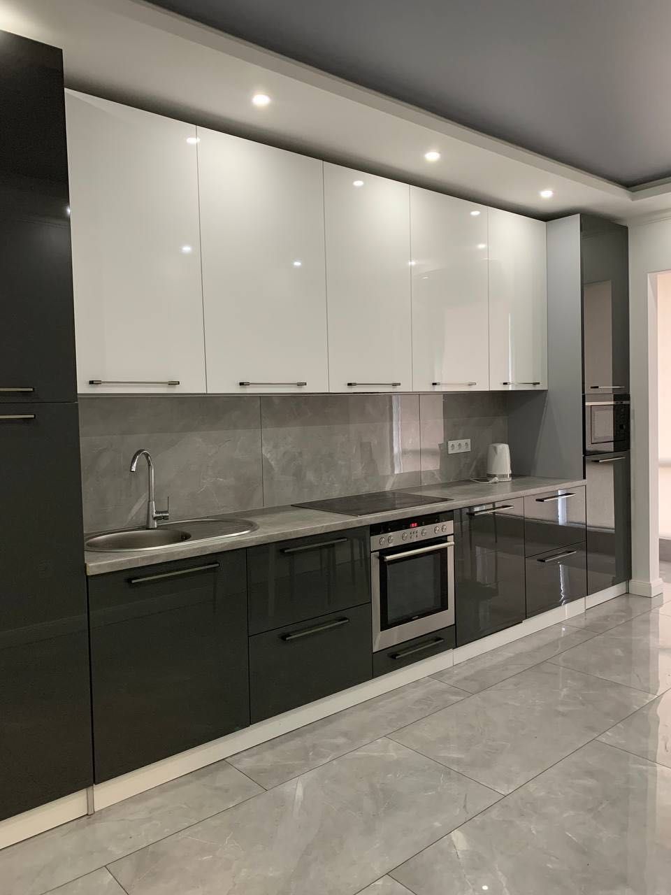 Spacious 2-room apartment with kitchen studio in city center