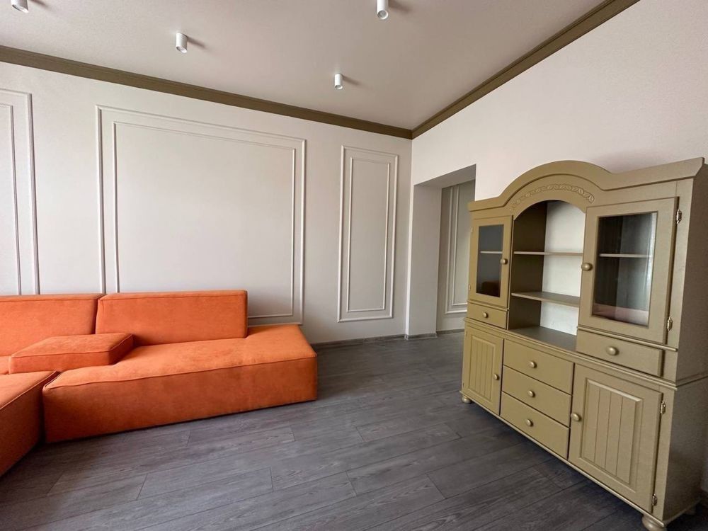 Designer 2-Room Apartment near Opera House