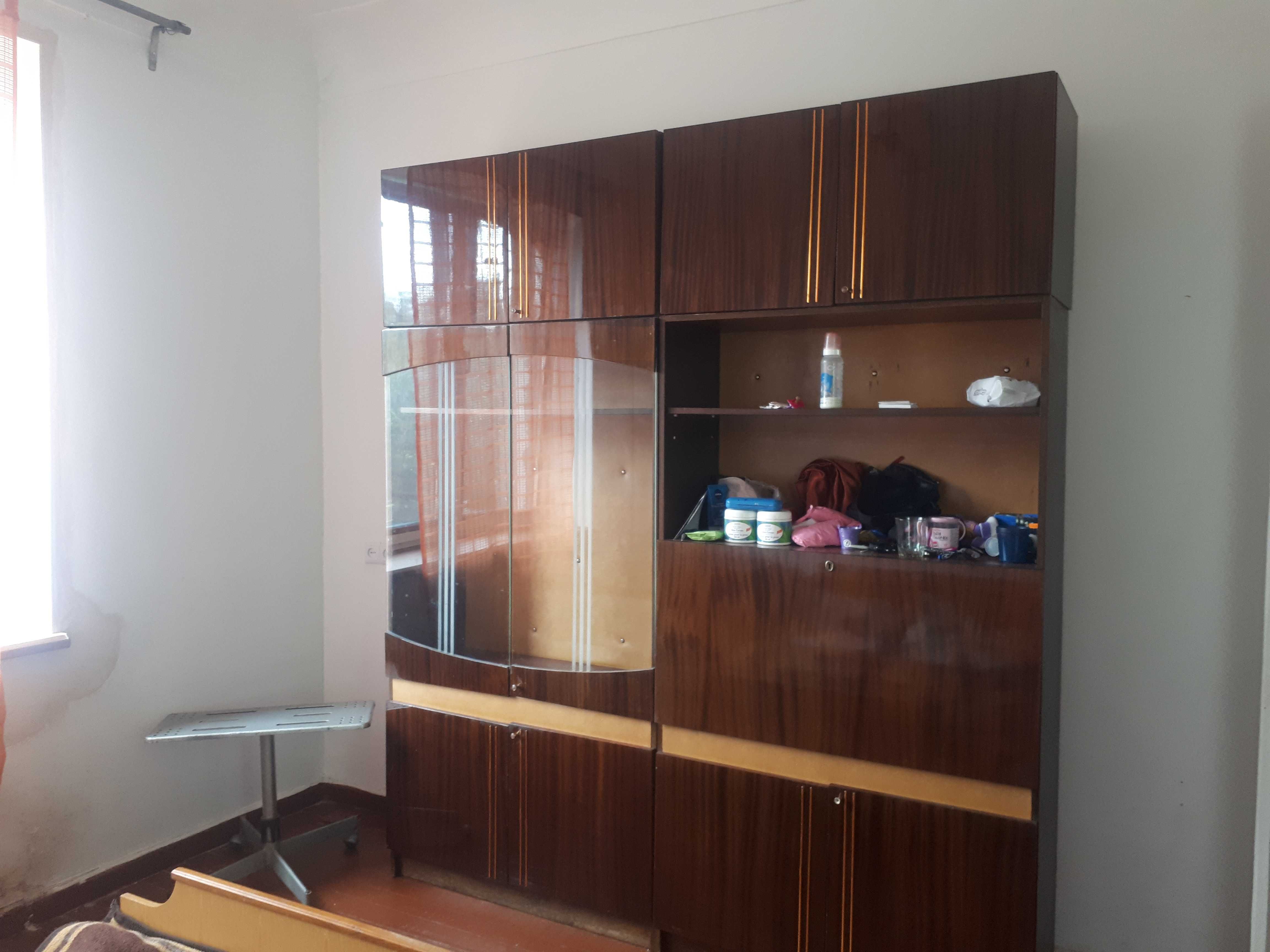 Furnished One-Bedroom Apartment with Kitchen Appliances
