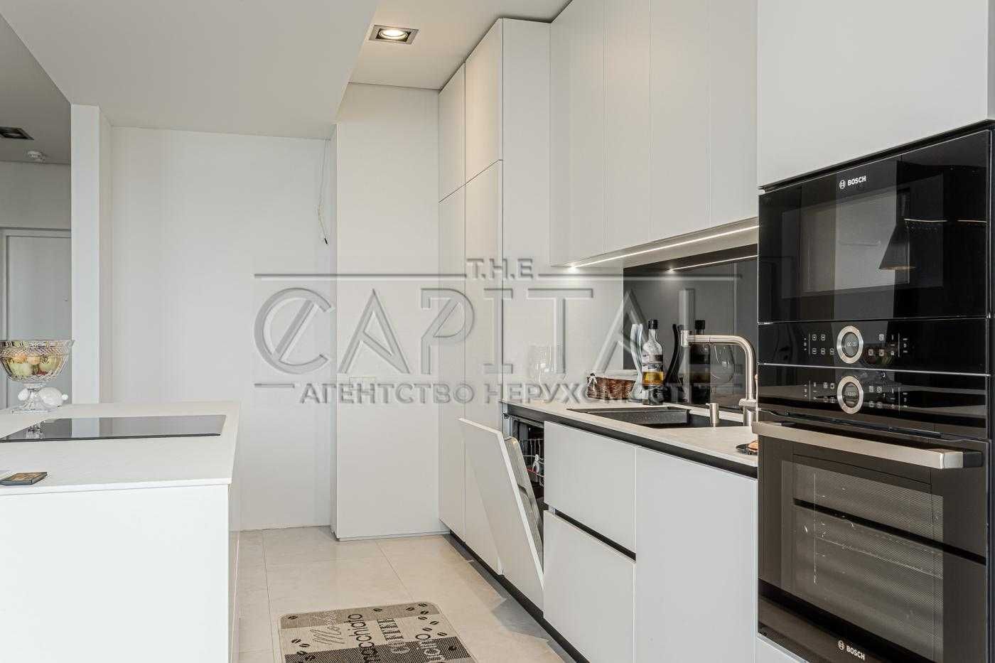 3-Bedroom Apartment in Novopecherska Vezha Complex with Premium Design