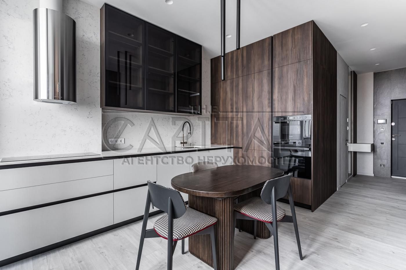 Stylish 1-Bedroom Apartment in Manhattan City, Kyiv