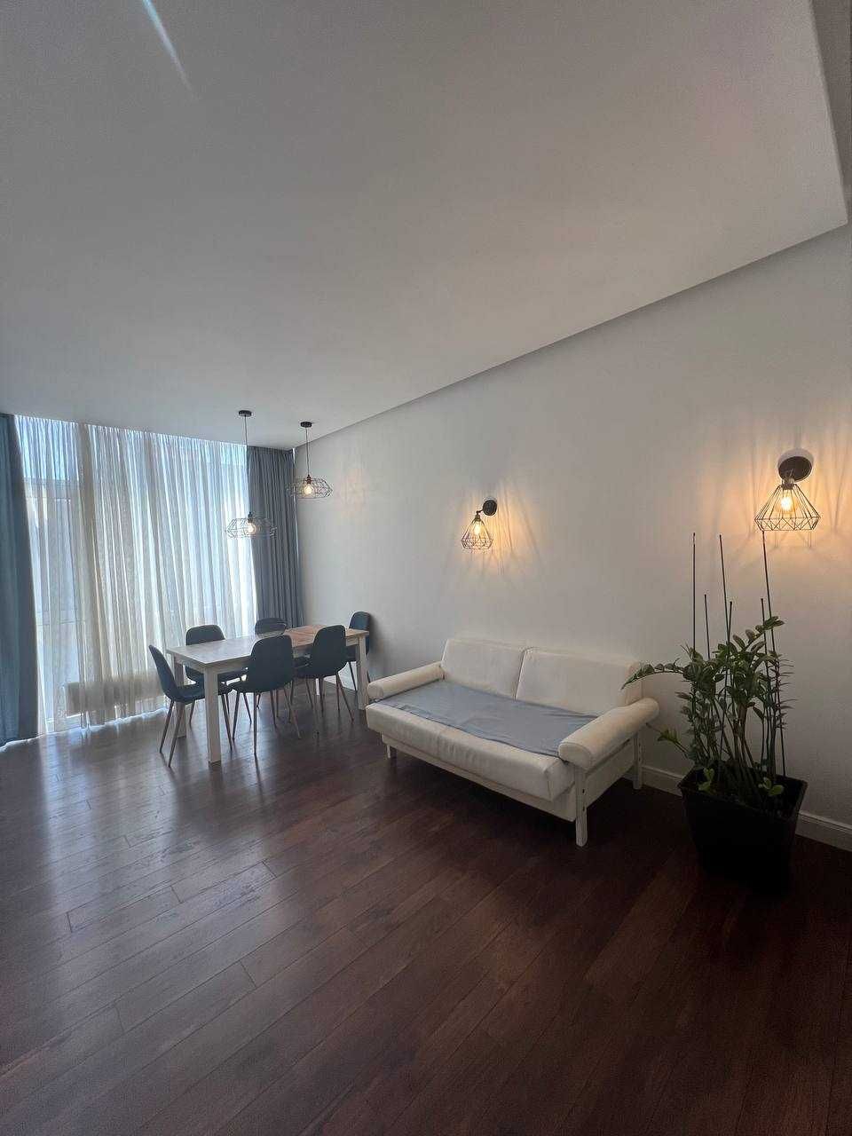 2-Bedroom Apartment in City Center with Modern Design and Sea View