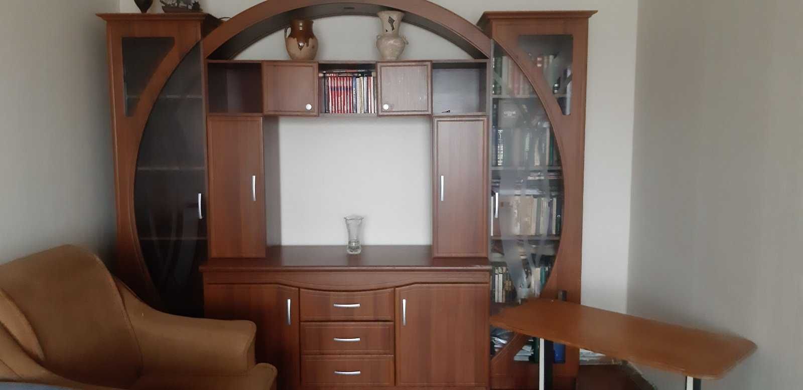 Cozy 2-Room Apartment near Minska Metro, Obolon District