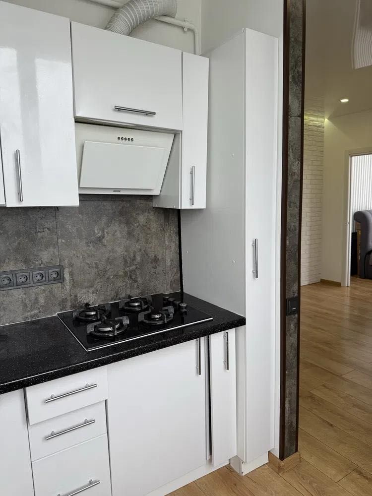 Spacious 1-Bedroom Apartment with City View in Shchaslyvy Complex