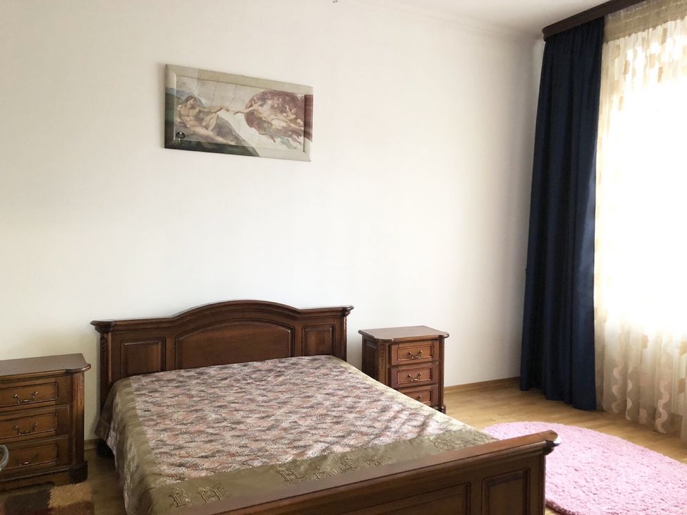 3-Room Apartment on Konovaltsia Street with Euro Renovation