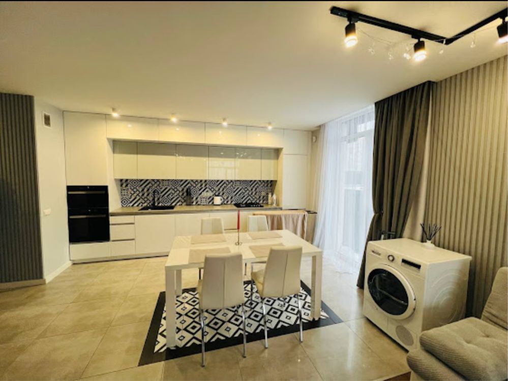 Modern 2-Bedroom Apartment in Avalon Complex, Lviv City Center