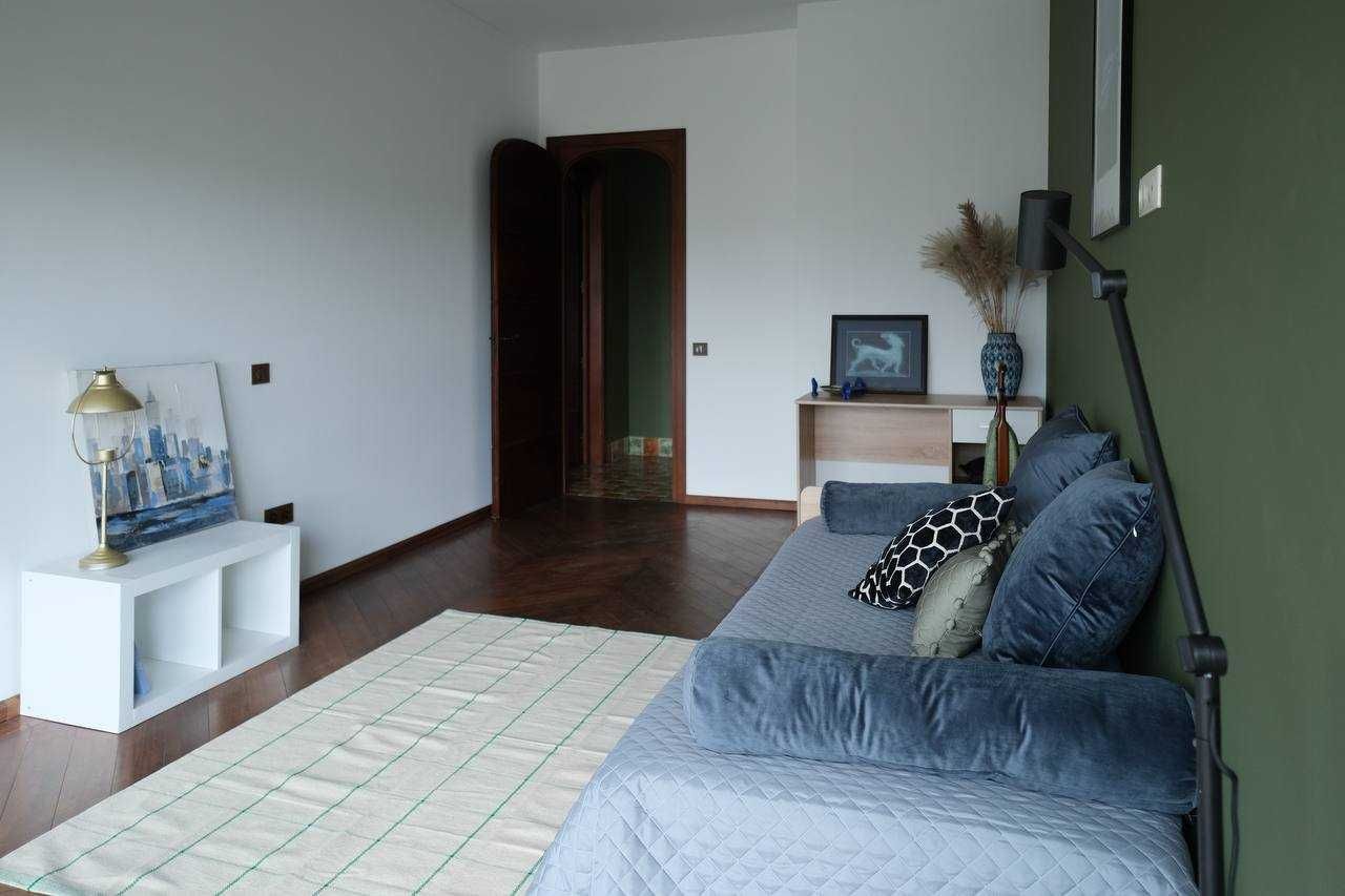 Stylish 3-Bedroom Apartment with Designer Renovation near Vydubychi Metro