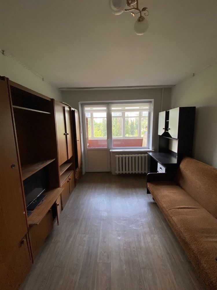 1-Bedroom Apartment near Dnipro Market, Akademmistechko Metro