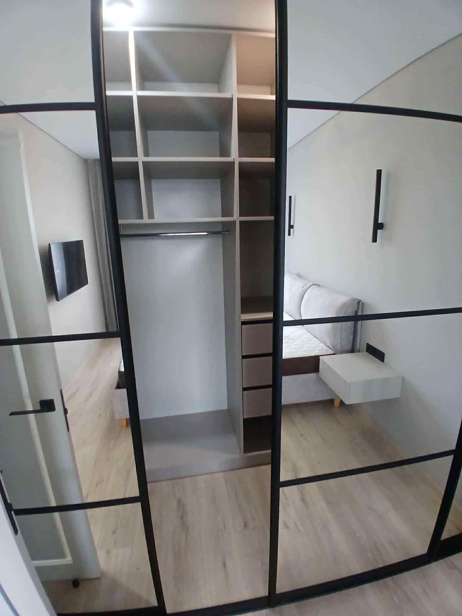 Modern, Bright, Spacious Apartment in City Center