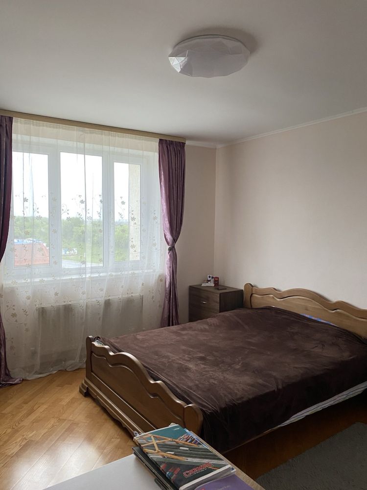 2-Room Apartment on Bahryanogo Street, 5th Floor, Fully Furnished