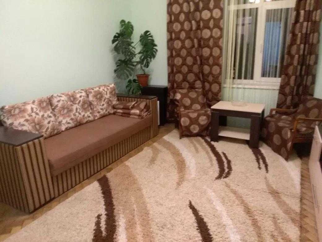 1-bedroom apartment with designer renovation and full furnishing