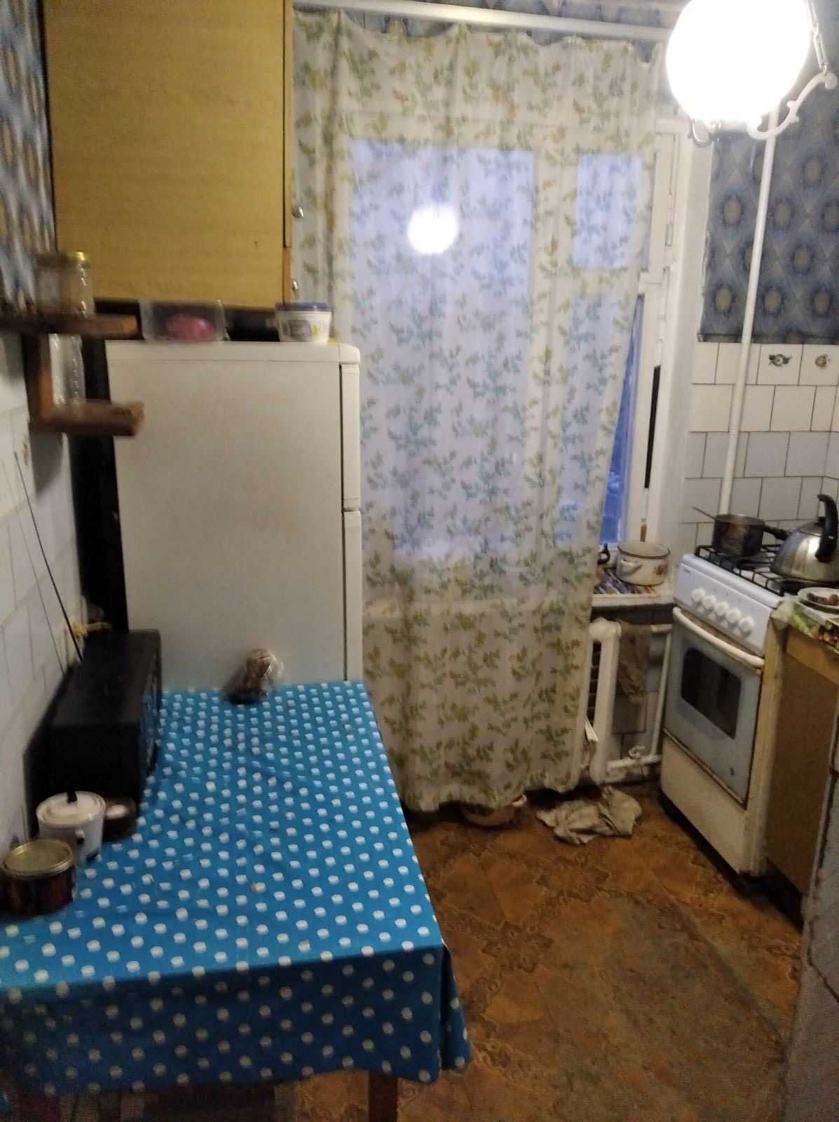 2-Room Apartment in Svyatoshin District near April Shopping Center