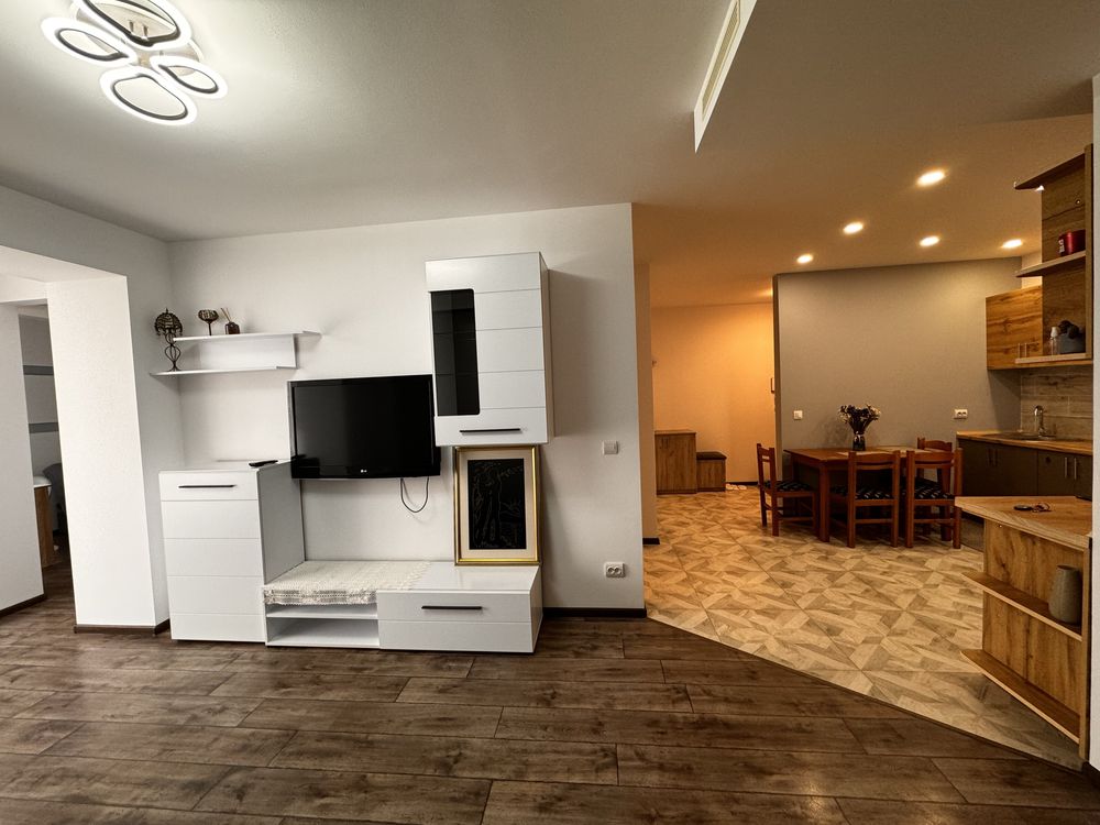 Spacious apartment on Melnyka Street, 4th floor, fully equipped
