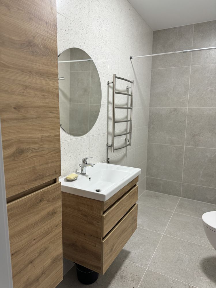 One-bedroom apartment in Quadrat residential complex with designer renovation