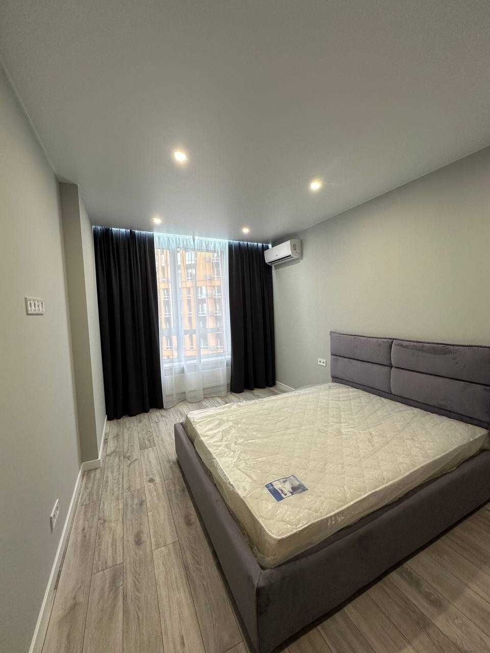 1-Bedroom Apartment in Svitlo Park with Designer Renovation