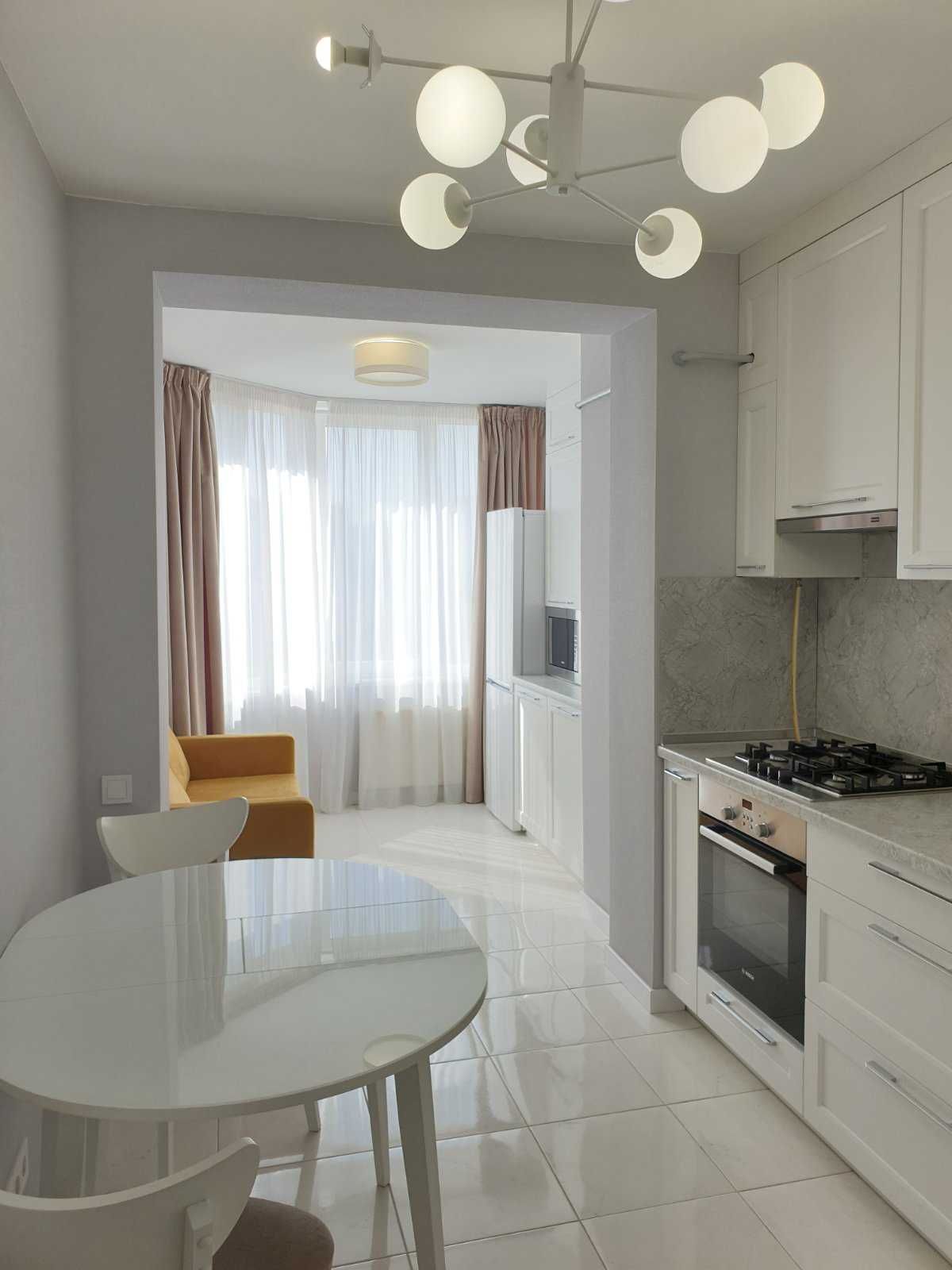 One-room apartment in elite complex ЖК София Сити near central walking alley