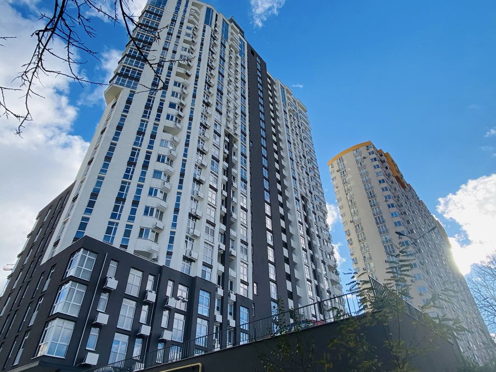 Stylish 1-Bedroom Apartment in Elyseum Complex, Kyiv City Center