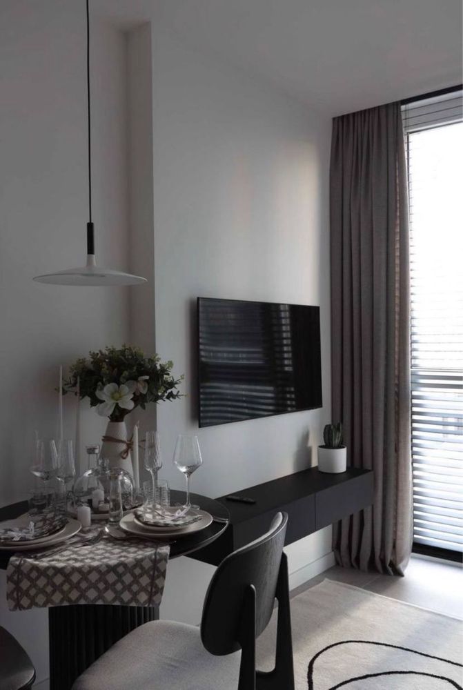 Designer One-Bedroom Apartment in Start Complex with Premium Renovation