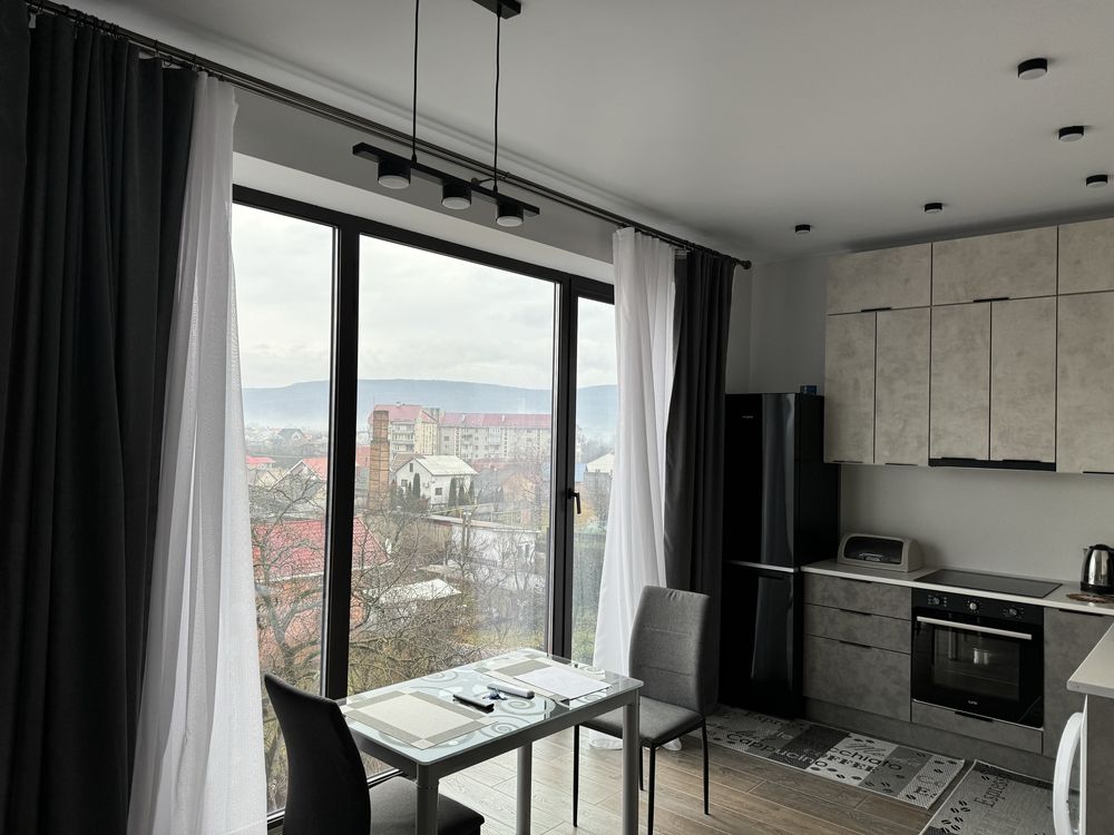 Modern Studio Apartments Near City Center with Views