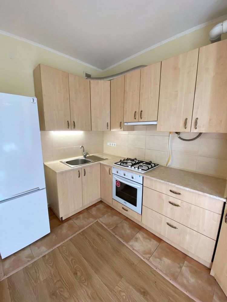 1-bedroom apartment in new building, central location, fully furnished