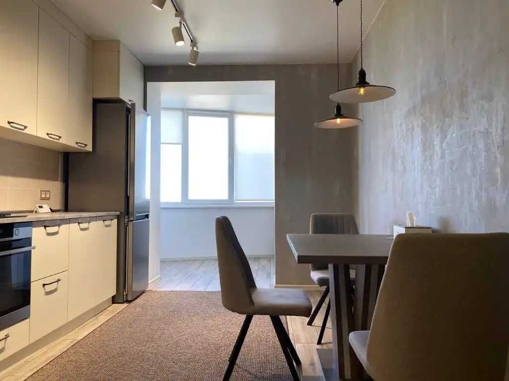 Two-bedroom apartment with river view in Naberezhny Kvartal complex