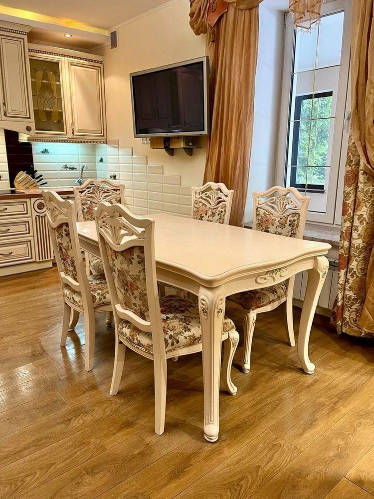 Spacious 150 sq m apartment-house with designer interior and multiple amenities