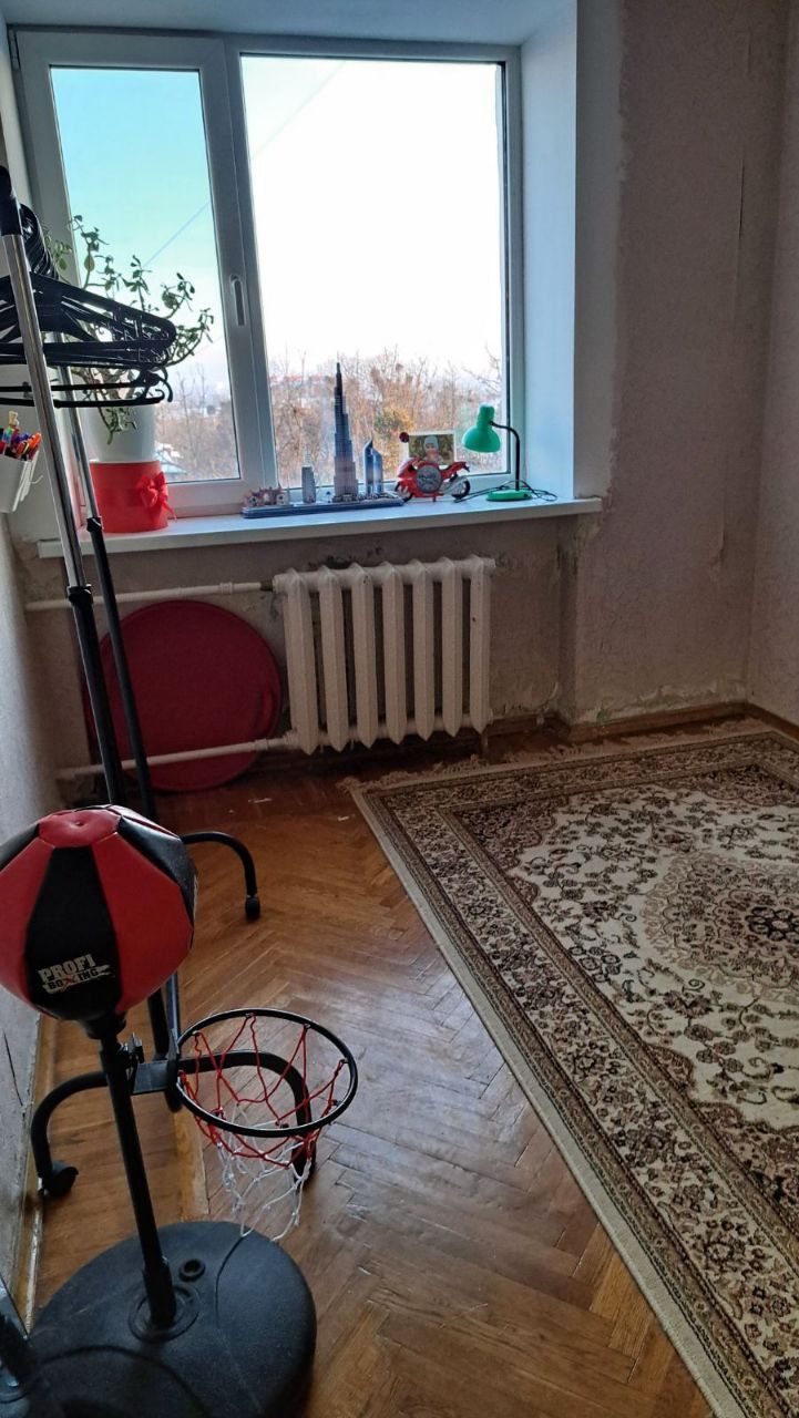 2-Room Apartment Near Kholodnaya Gora Metro