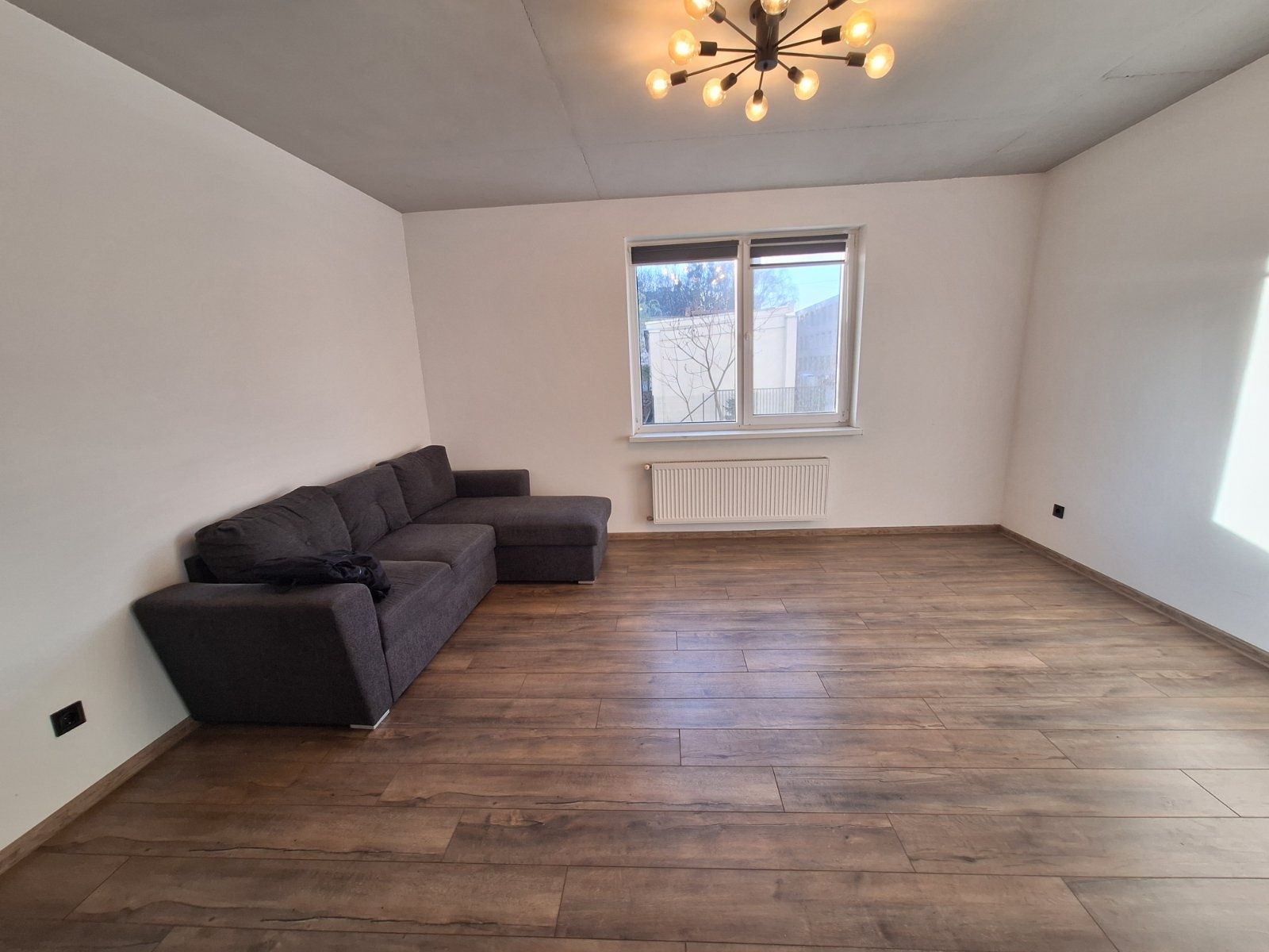 Modern 2-Bedroom Apartment with Individual Heating