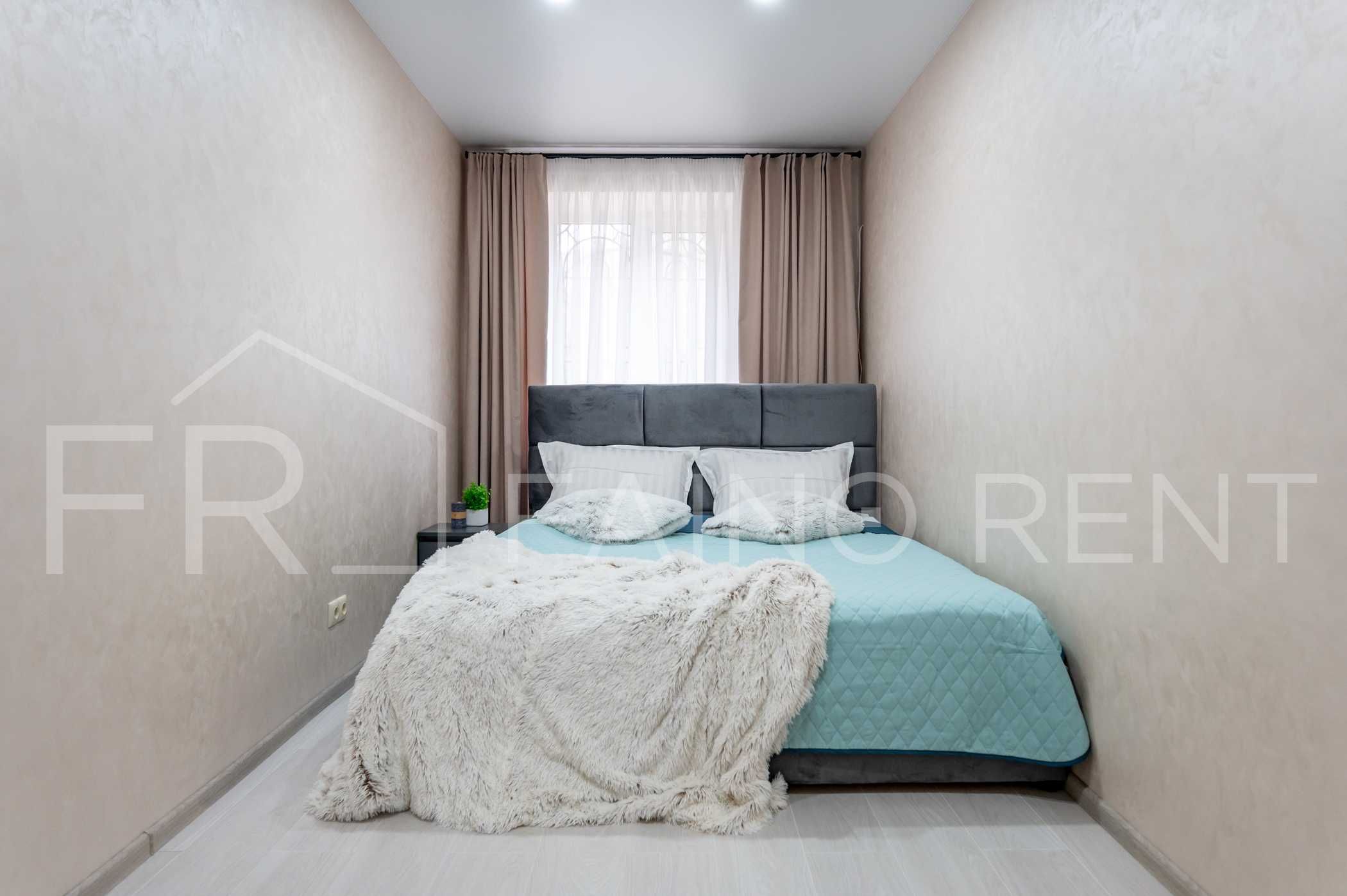 Bright Studio Apartment on 6th Big Fountain Station
