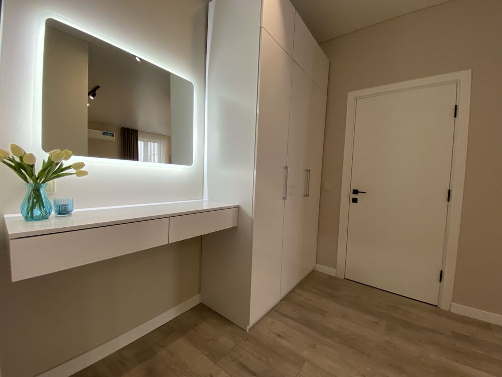 2-Bedroom Apartment in Uzhhorod with Modern Renovation and Full Furnishing