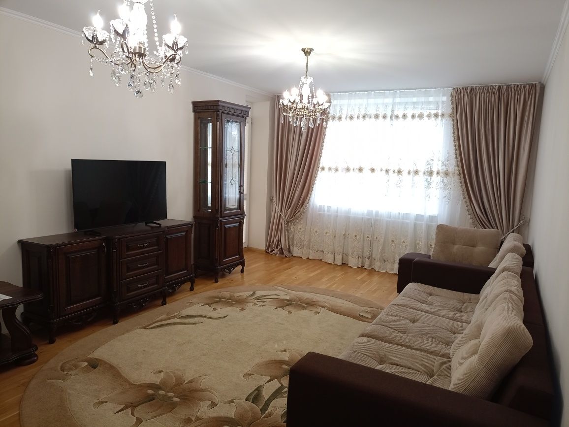 Spacious 3-Bedroom Apartment in City Center