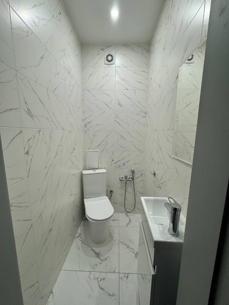 2-Room Apartment with Individual Heating on Zaliznychna Street