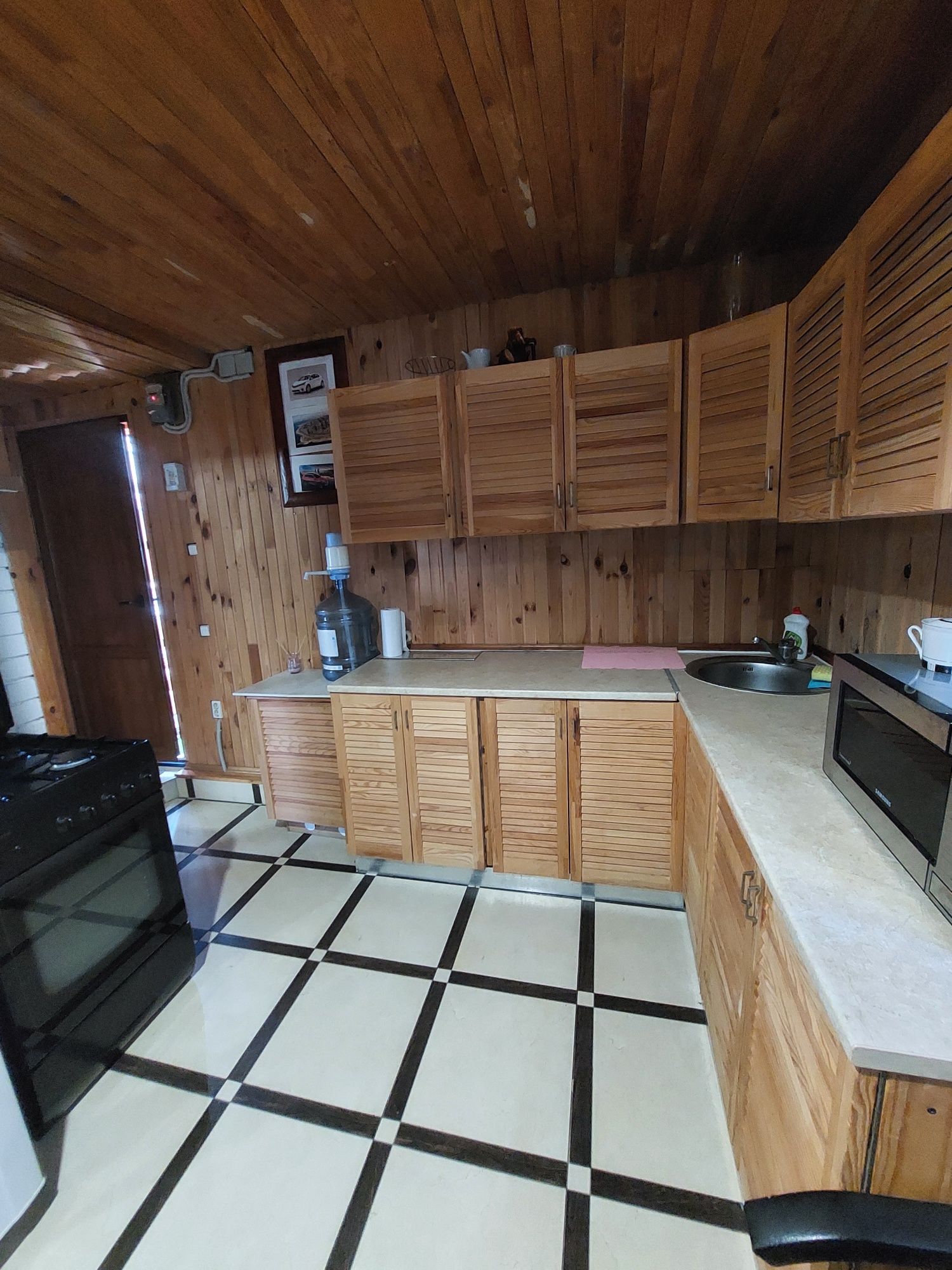 Spacious 1-bedroom apartment near Teremki metro, 40 m2