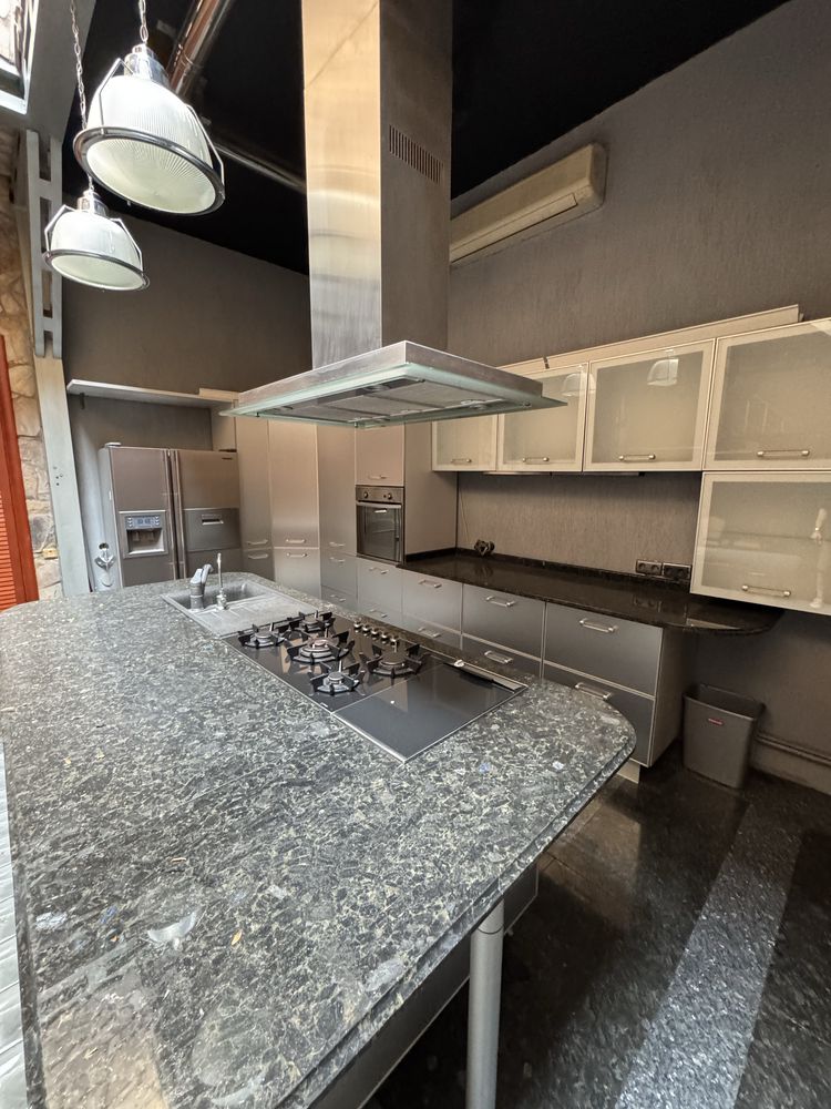 Elite Two-Level Apartment in City Center, Bunina Street 33