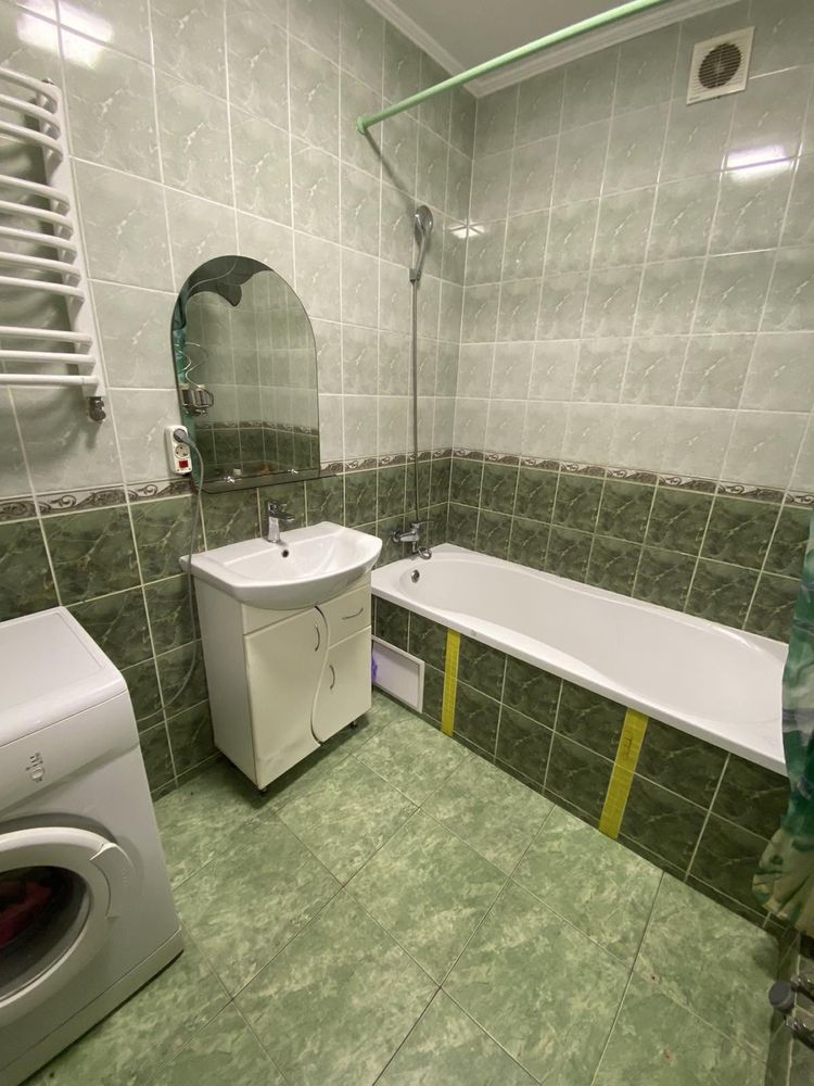 Spacious 3-Bedroom Apartment Near Regional Hospital